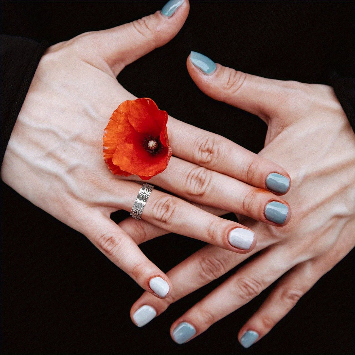 1pc Fidget Ring for Anxiety 316L Stainless Steel Spinner Ring for Men Anti Anxiety Ring Cool Hollow Metal Flower Stress Relieving Fidget Jewelry, for Teenager