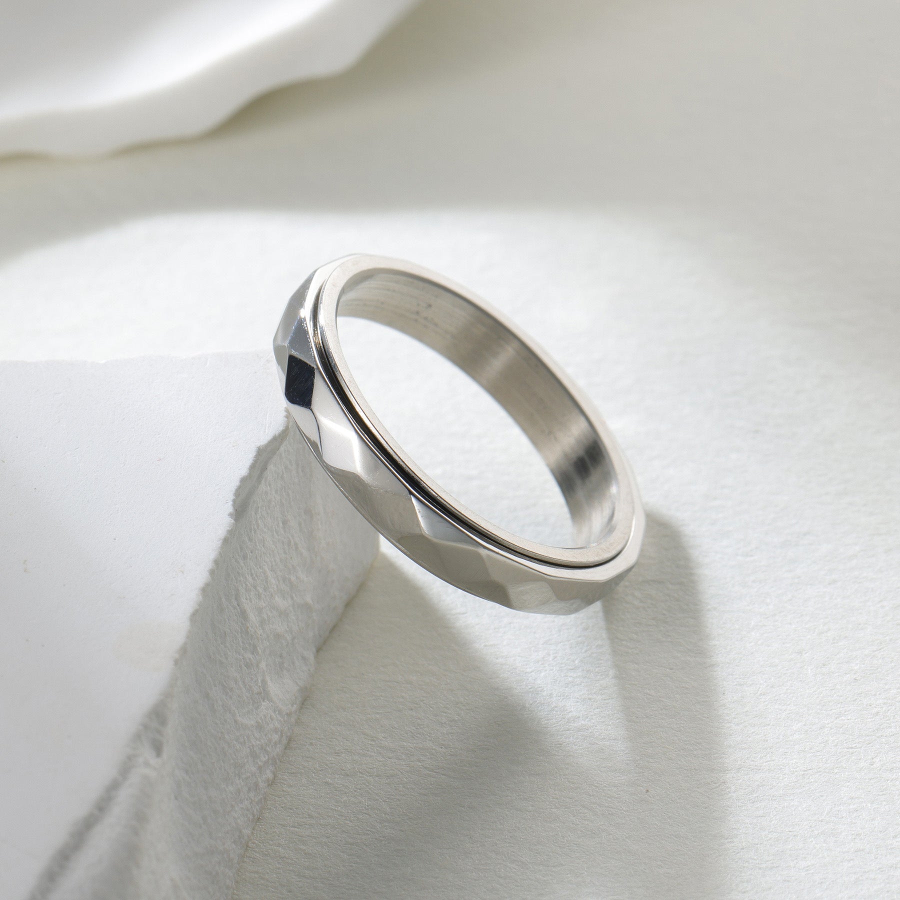 1pc Unisex Stainless Steel Cut Ring - Rotatable, Relaxing Design, Casual Style, Perfect for Daily Wear, Unique Jewelry Accessory, Everyday Accessory|Modern Jewelry|Durable Jewelry