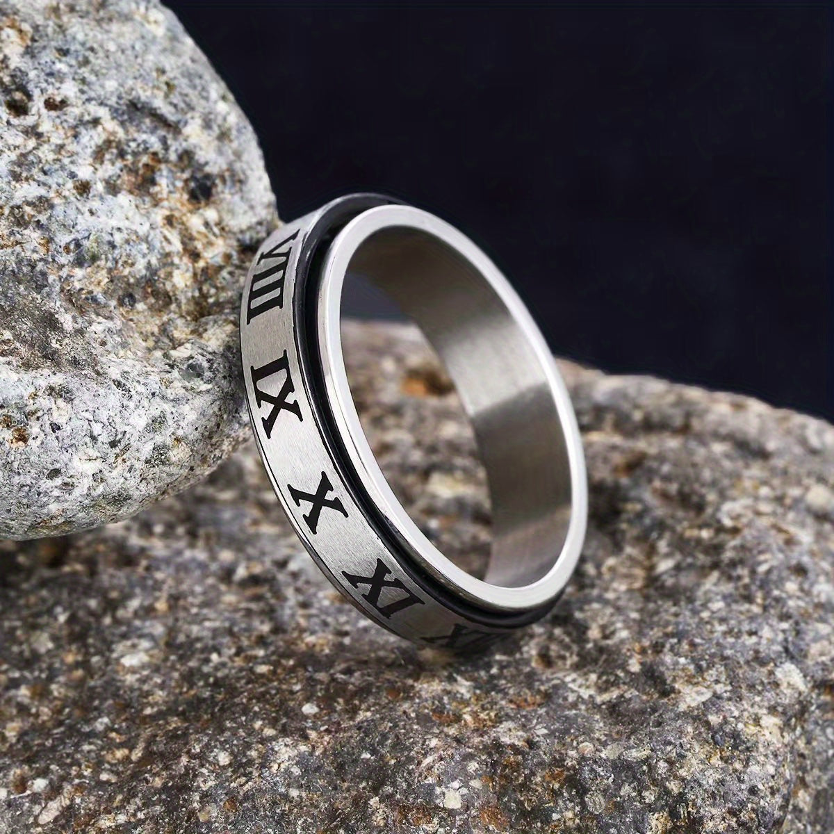 1pc Vintage Roman Numerals Ring - Stylish 6mm 304 Stainless Steel -Stress Fidget Spinner Knuckle Ring for Men & Women, Rotatable Wedding Jewelry